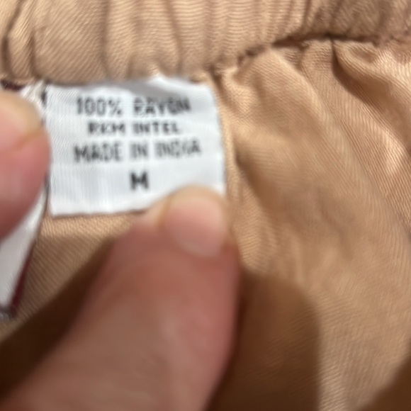 VTG Tan Slight Rustish 100% Rayon Maxi, Sz M, real functioning concho buttons - Picture 8 of 8